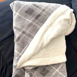 Sherpa Blanket